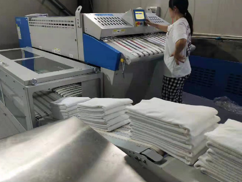 阳曲巾类折叠机-02